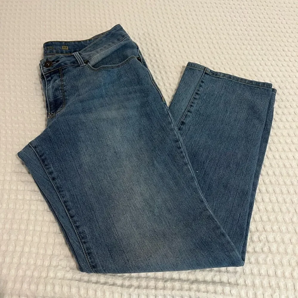 Women’s skinny Blue Jeans